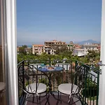 Golfo Delle Sirene Bed & Breakfast 4*